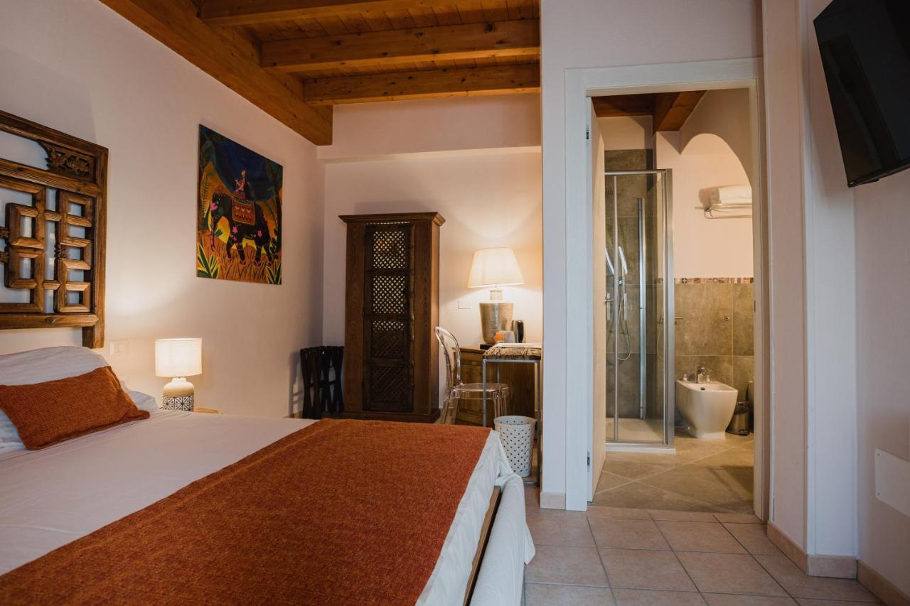 Moon's Tower Suite&rooms Portoscuso