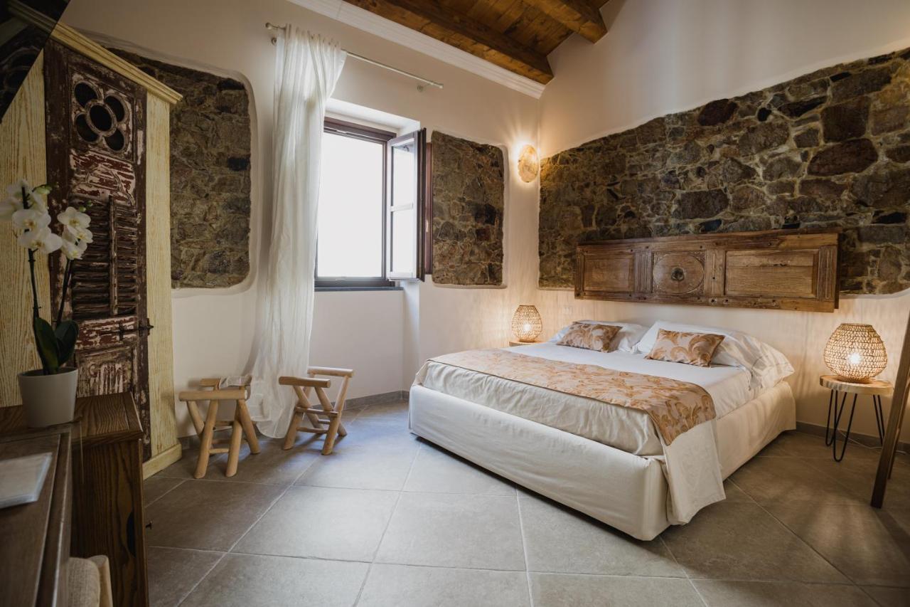 Moon's Tower Suite&rooms * Portoscuso