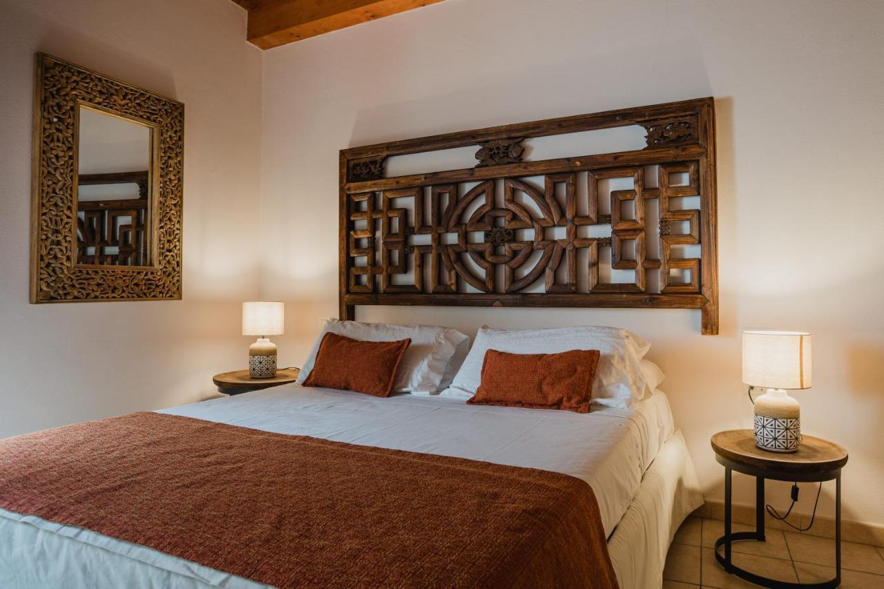 Moon's Tower Suite&rooms Gasthuis Portoscuso