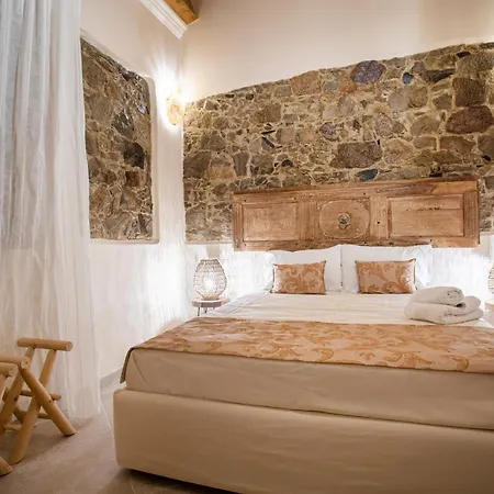 Moon'S Tower Suite&Rooms Portoscuso Buitenkant foto